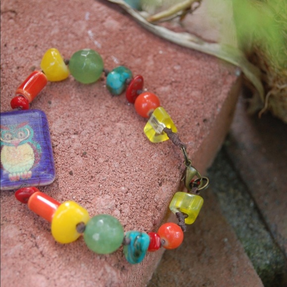 Handmade Owl of Promise Rainbow Bracelet - Picture 11 of 11